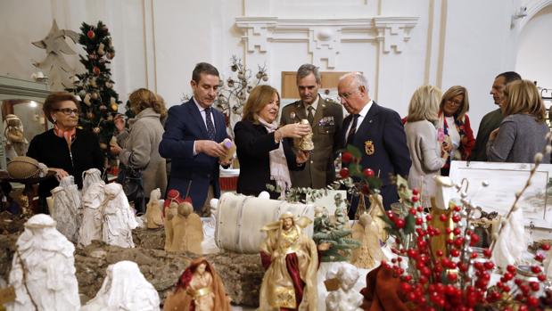 Arranca del mercadillo de Adevida en San Felipe Neri en Córdoba con 30 puestos