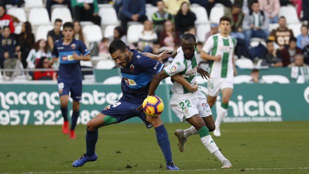 Miguel de las Cuevas rescata un punto para el Córdoba CF (1-1)