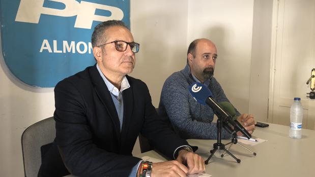 El crimen de Almonte sacude los cimientos de la política municipal