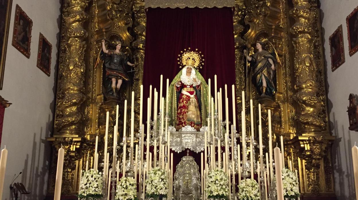 Altar de cultos del triiduo en honor a María Santísima de la Esperanza de Córdoba 2018