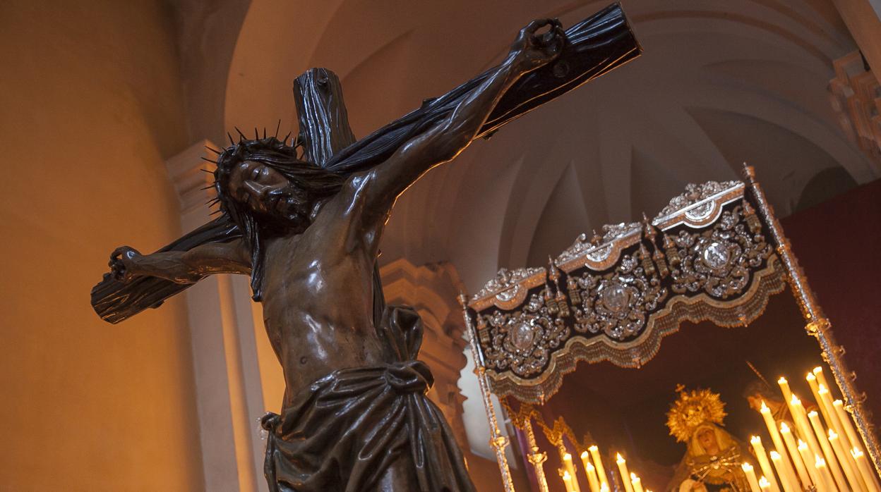 El Santísimo Cristo de las Penas de Santiago en su besapies en el año 2015