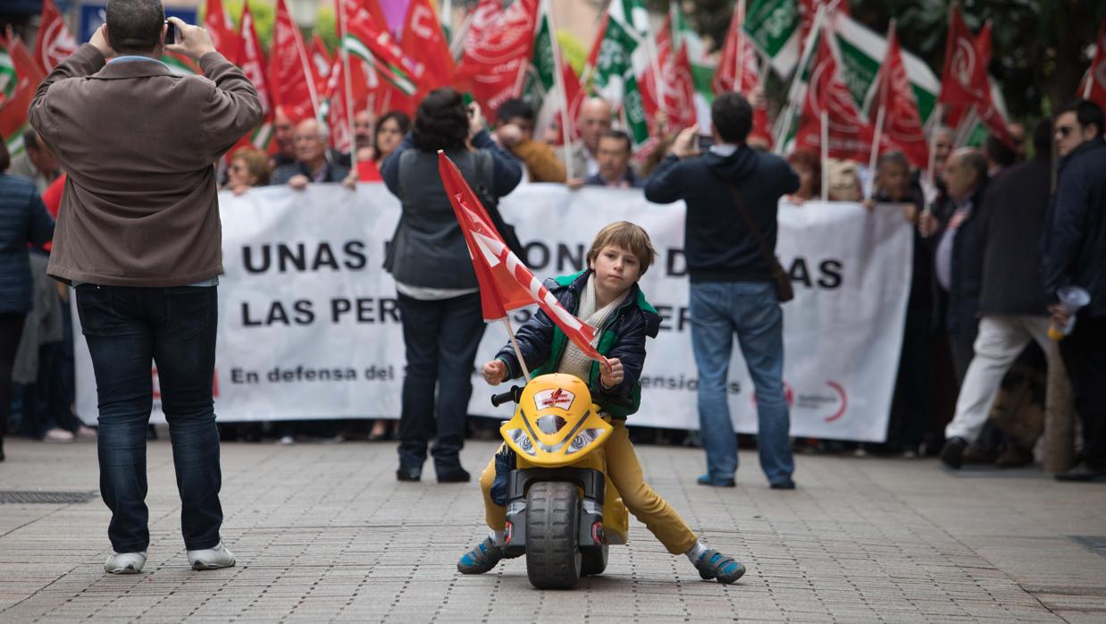 Manifestación por unas pensiones dignas en Córdoba