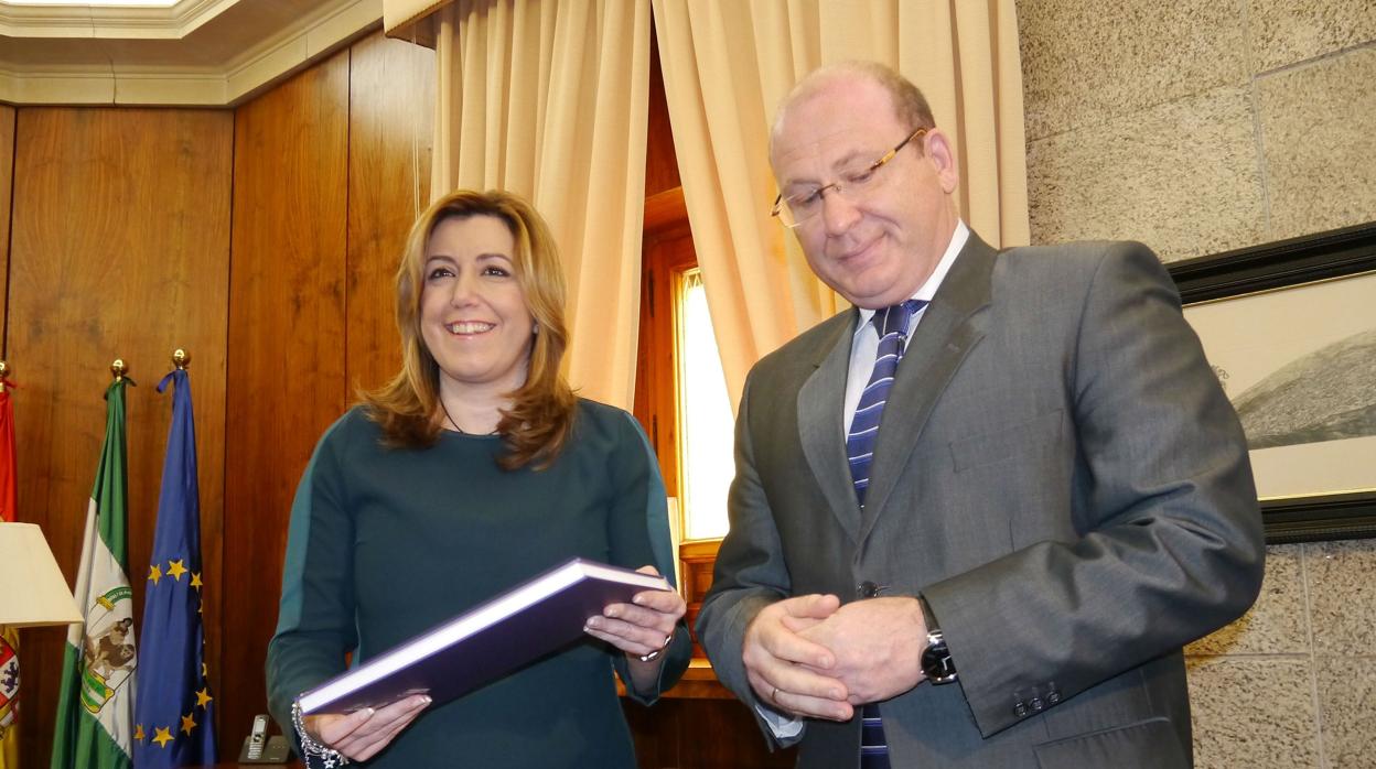 El alcalde de Jaén, Javier Márquez, junto a la presidenta de la Junta, Susana Díaz, durante un acto institucional