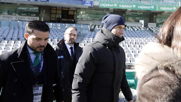 Zinedine Zidane estuvo en El Arcángel viendo a su hijo en el Córdoba CF-Rayo Majadahonda