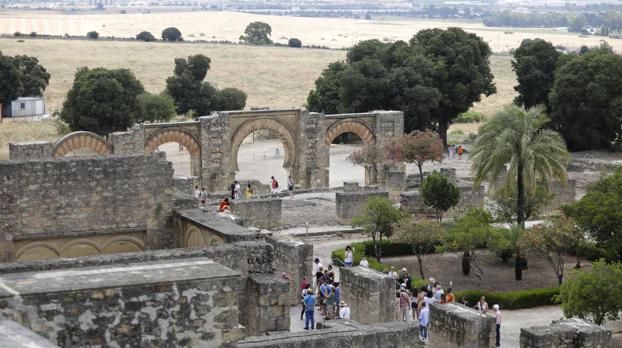 Panorámica del conjunto arqueológico de Medina Azahara declarado Patrimonio Mundial por la Unesco