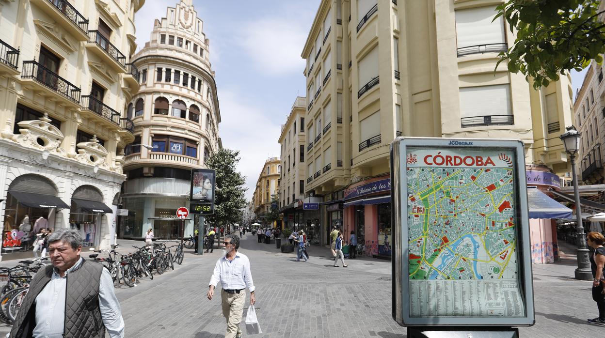 La calle Cruz Conde pasará a llamarse Foro Romano