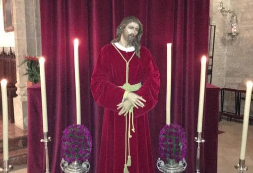 Nuestro Padre Jesús de la Bondad, momentos previos a la bendición de las pontencias B.C.