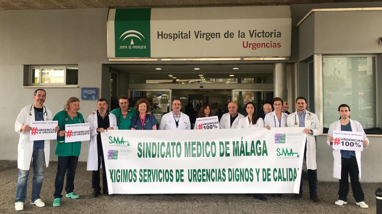 Protestas frente a las puertas de Urgencias de varios hospitales de la provincia