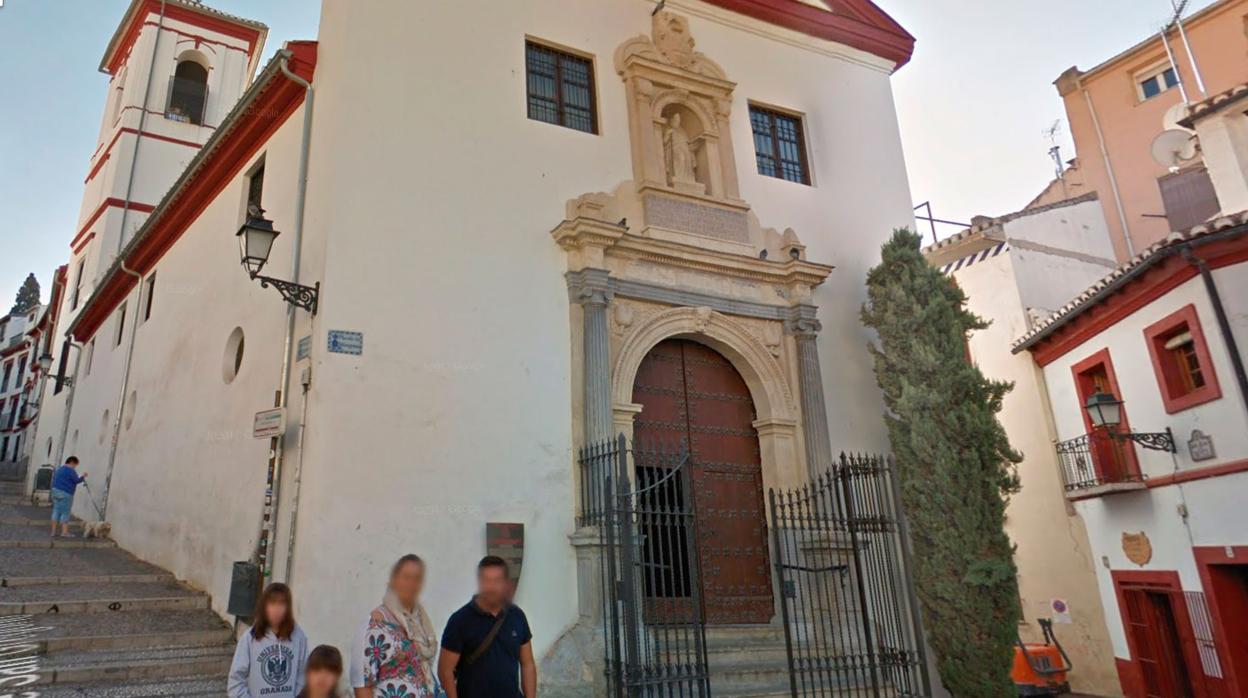 Iglesia del Albaicín donde se ha producido el intento de robo