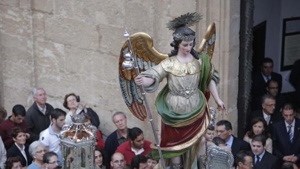 Así fue la última procesión de San Rafael por las calles de Córdoba