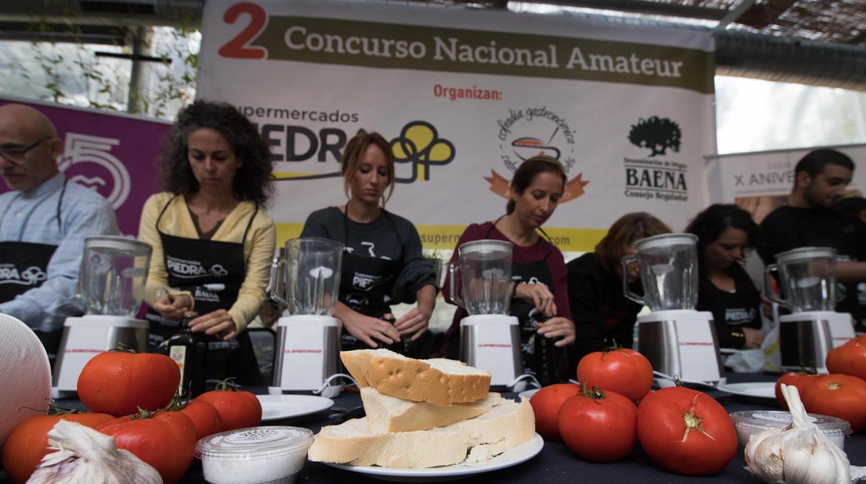 Concurso de salmorejo celebrado el año pasado en el Mercado Victoria