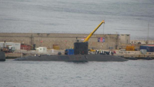 Llega otro submarino nuclear a la base naval de Gibraltar