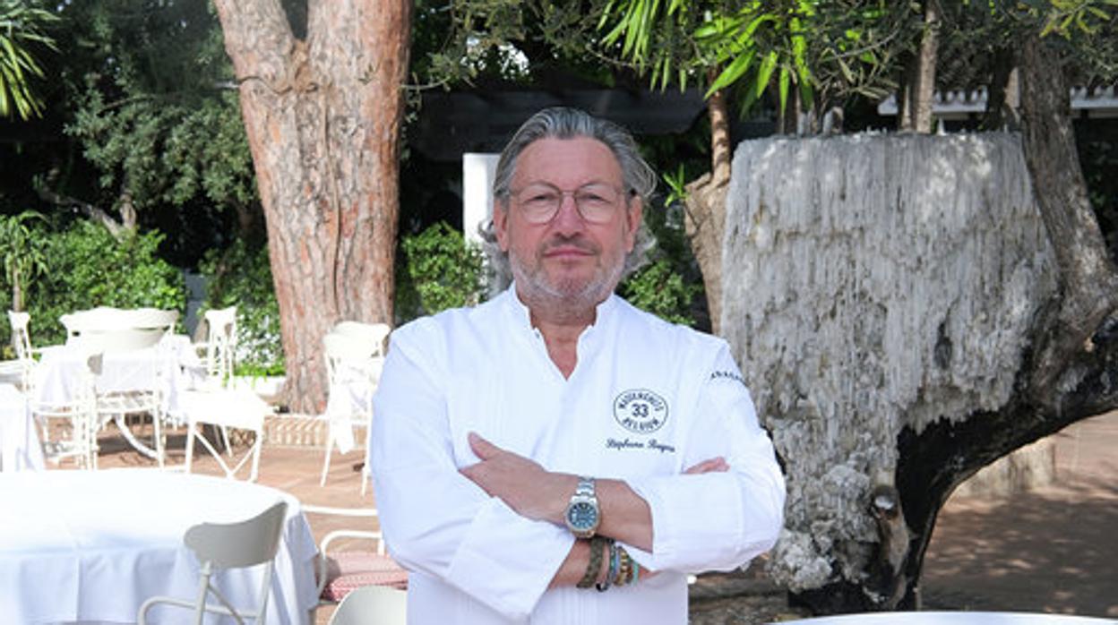 Stéphane Buyens en la terraza del Grill del Marbella Club