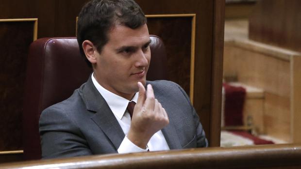 Albert Rivera reta a Pedro Sánchez a dimitir si hay una sentencia condenatoria por los ERE en Andalucía