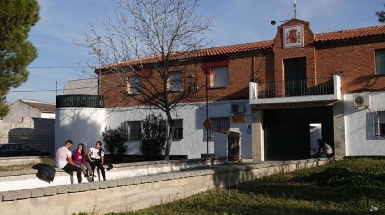 El cuartel de la Guardia Civil en el municipio granadino de Láchar.