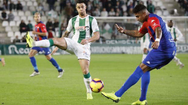 Extremadura-Córdoba CF, una oportunidad ante el peor local de Segunda