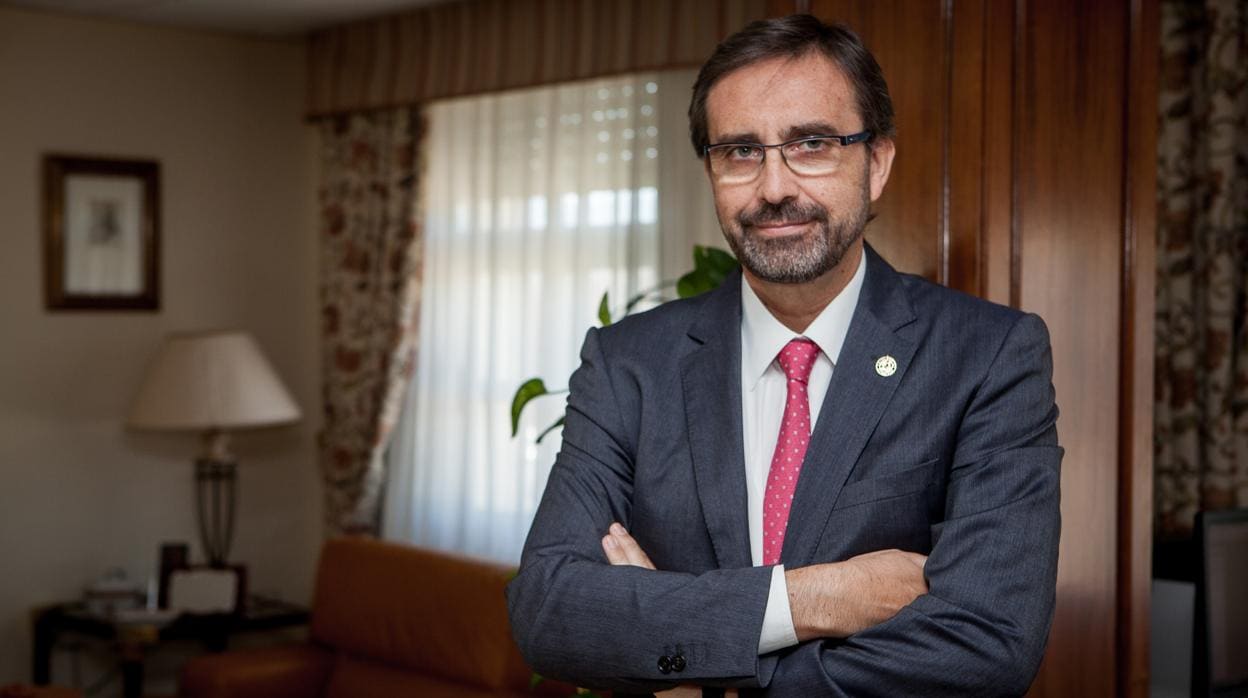 Juan Gómez, rector de la Universidad de Jaén y único candidato al cargo
