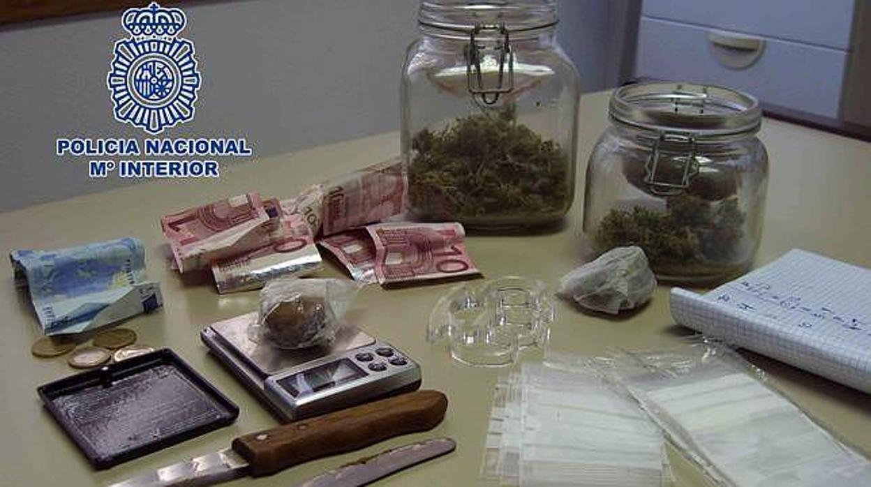 Droga incautada por la Policía Nacional en una imagen de archivo