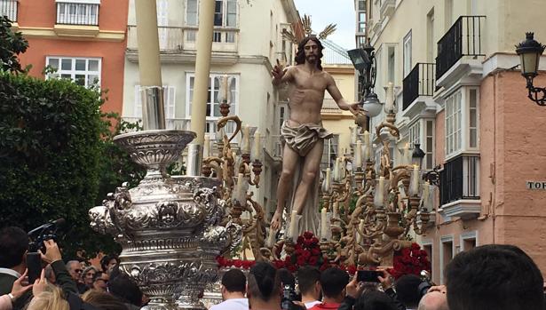 DIRECTO: Sigue el minuto a minuto del Domingo de Resurrección en la Semana Santa de Cádiz 2019