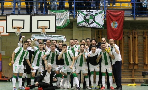 Victoria que sabe a play off para el Córdoba Futsal en Manzanares (2-3)