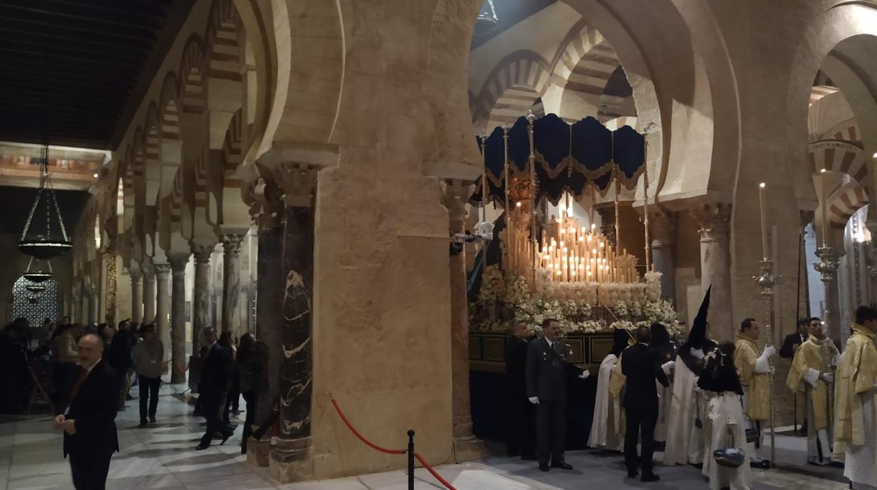 La Estrella en el interior de la Catedral