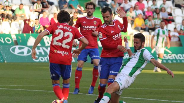 El Córdoba CF regala otro partido ante el Real Zaragoza (0-3)