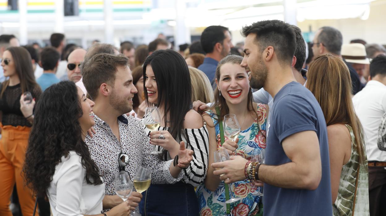 Ambiente en la Cata del Vino del pasado sábado