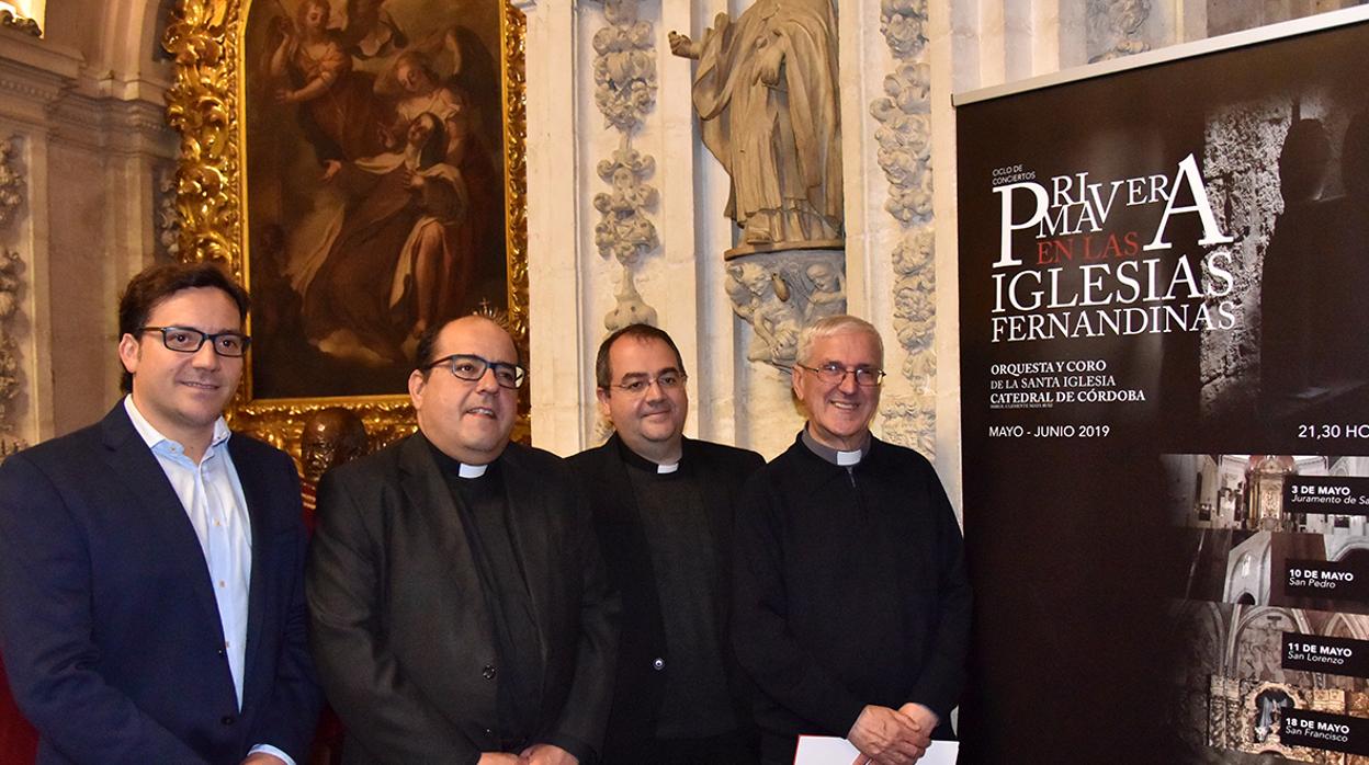 Responsables del Cabildo Catedral, durante la presentación del ciclo musical