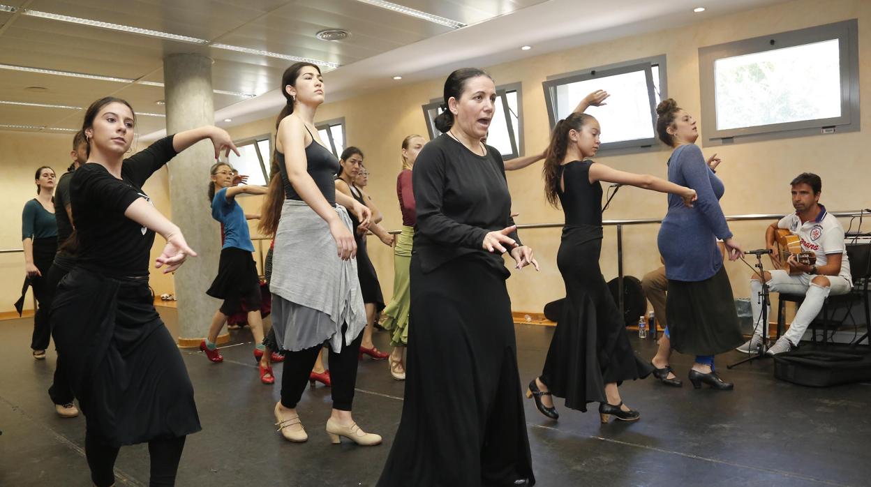 Eva Yerbabuena en una clase en el Teatro de la Axerquía el año pasado