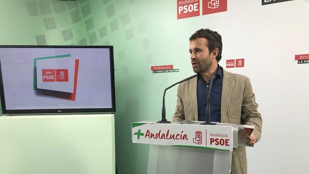 El PP dice que Millán aspira a la alcaldía de Jaén para colocar a los cargos de la Junta despedidos