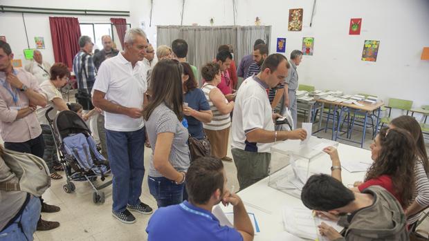 Ninguno de los grandes partidos que aspiran al Consistorio de Córdoba ha difundido aún su programa