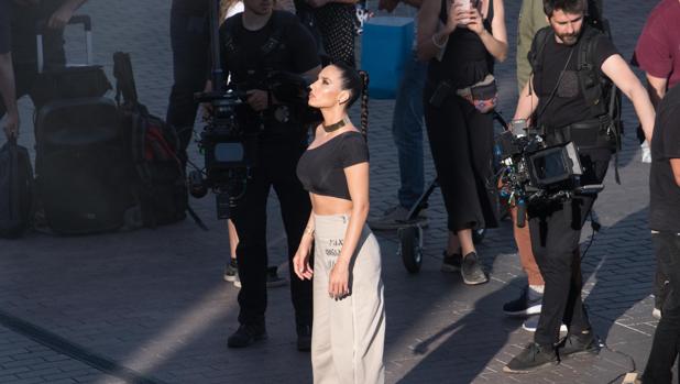 India Martínez graba su nuevo videoclip en el entorno de la Mezquita-Catedral de Córdoba