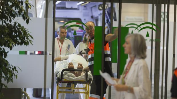 El Plan de Verano del SAS: más de 18.000 contratos y el 50 por ciento de los quirófanos funcionando