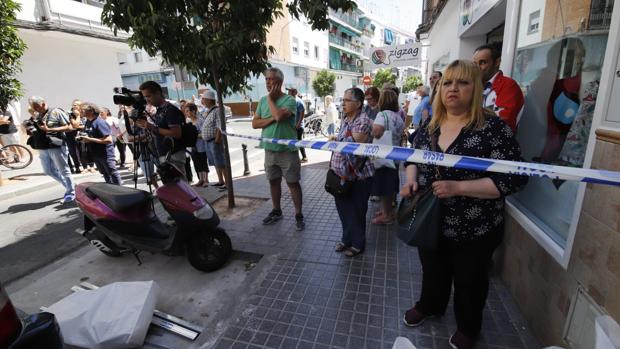 Muere una pareja en Córdoba en un posible nuevo caso de violencia de género tras declararse un incendio