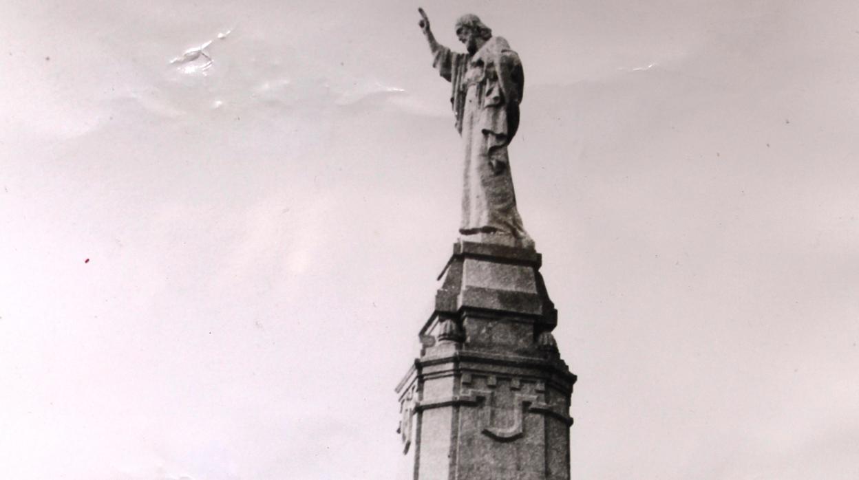 El monumento al Sagrado Corazón de Jesús de Córdoba, el día de su inauguración