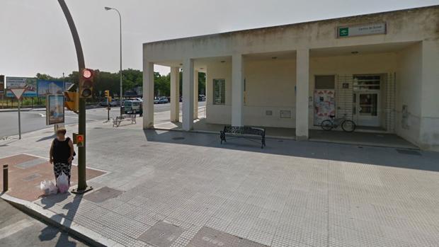 Unos pacientes atacan a una enfermera en Huelva: «Ahora mismo te muelo a palos»