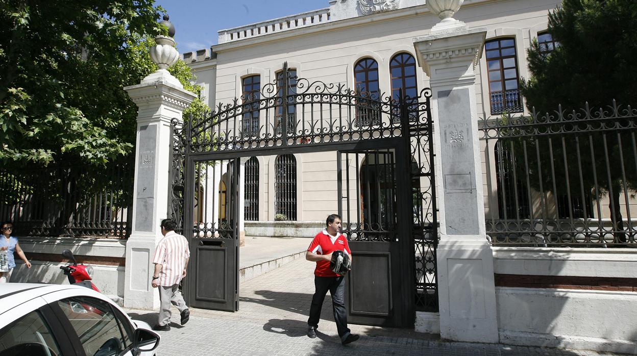 Imagen de la entrada a la Gerencia de Urbanismo de Córdoba