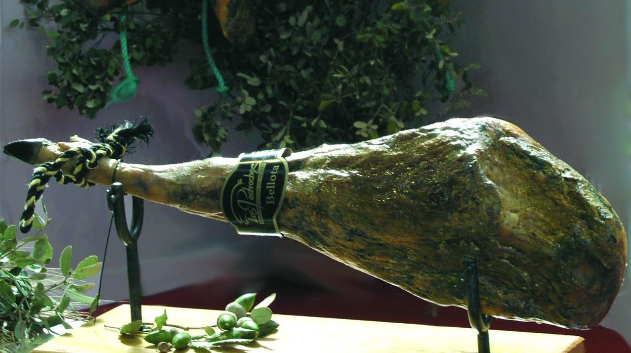 Jamón con la etiqueta de la DOP Los Pedroches