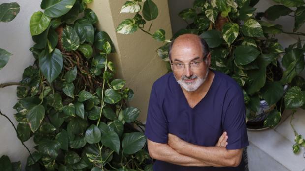 José Rodríguez Moyano: «La terapia celular es el futuro de la medicina»
