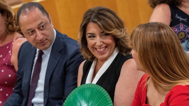 Susana Díaz responde a Calvo: «El feminismo es de todas las personas que trabajan por la igualdad»