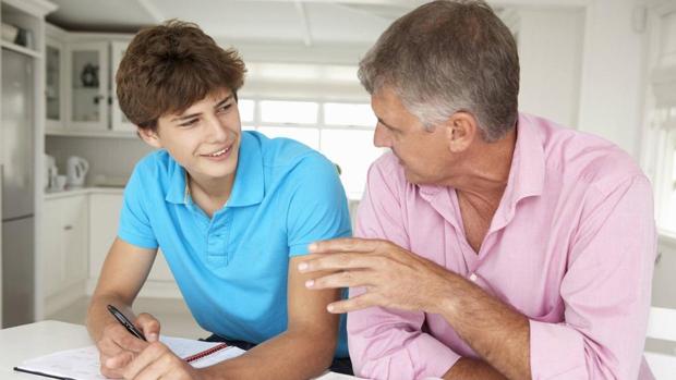 ¿Juegan los padres un papel acertado en la educación de sus hijos?