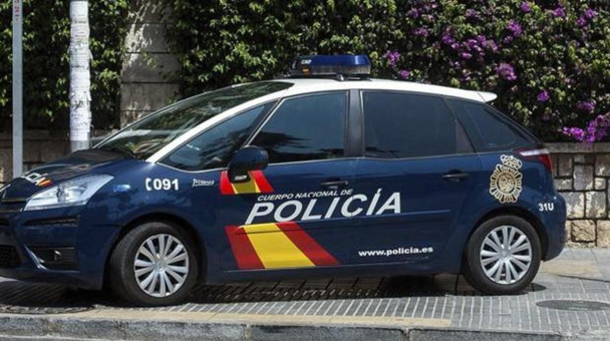 Coche de la Policía Nacional