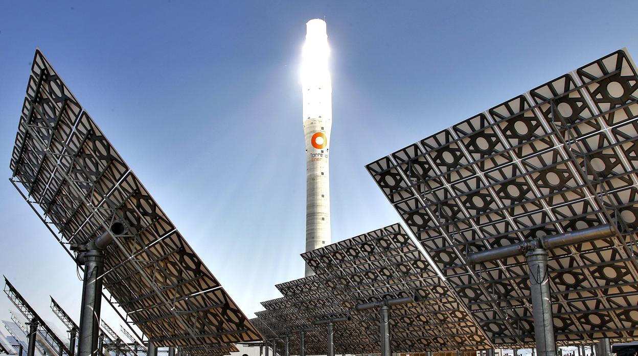 Planta termosolar de Fuentes de Andalucía