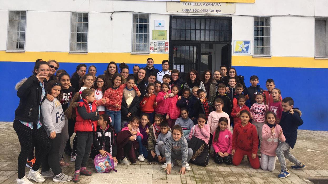 El Cabildo Catedral financia un programa escolar con más de 120 niños del barrio Las Palmeras de Córdoba