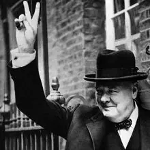 Churchill haciendo la «V»
