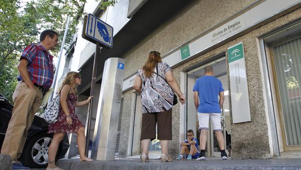 El paro sube en Córdoba en más de 800 personas en julio mientras baja en el conjunto del país