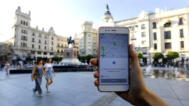 El Ayuntamiento de Córdoba recurre la sentencia que permite a Uber circular por zonas restringidas