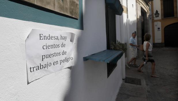 Vecinos de la Judería de Córdoba se movilizan contra los apagones de Endesa