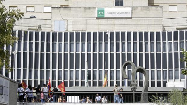 Alerta sanitaria por listeriosis: «Mi suegra de 86 años está en la UCI tras cenar un montadito de carne mechada»