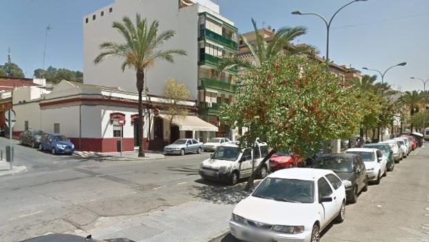 Muere un repartidor de comida rápida tras chocar con un coche en Huelva